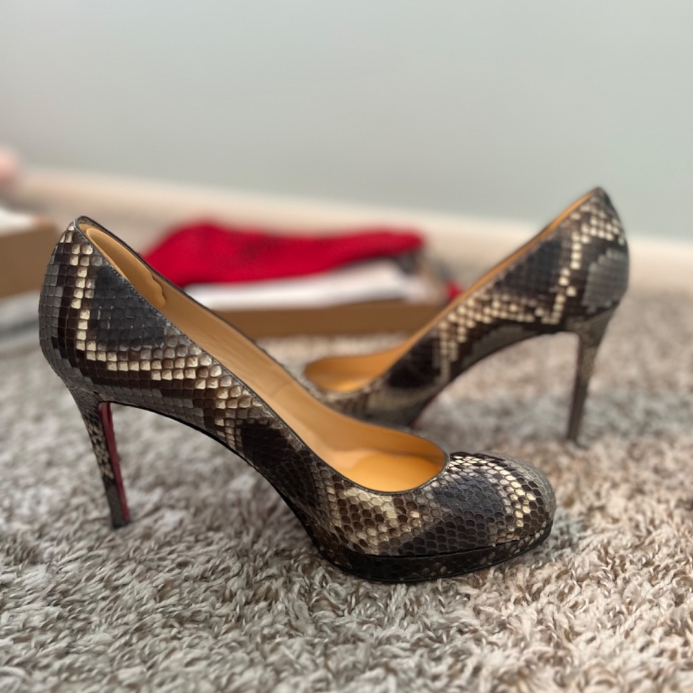Christian Louboutin Python Platform Pumps - Grey/Black EU 37 - Picture 5 of 9
